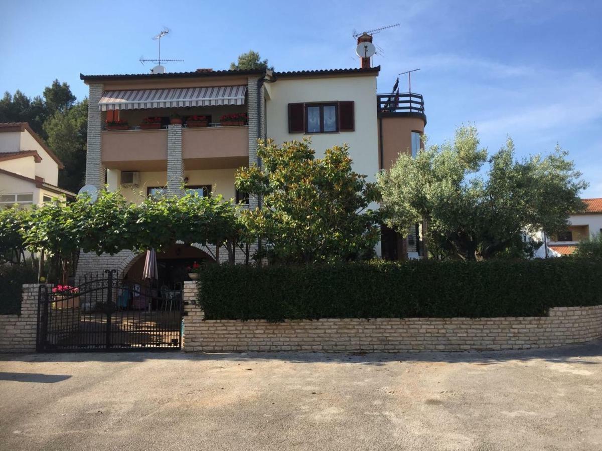 Apartment Alberta Poreč